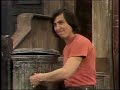 0553 Oscar Installs A Doorbell