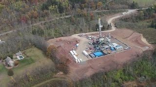preview picture of video 'Horizontal Gas Well Rig near Loyalsockville, PA'