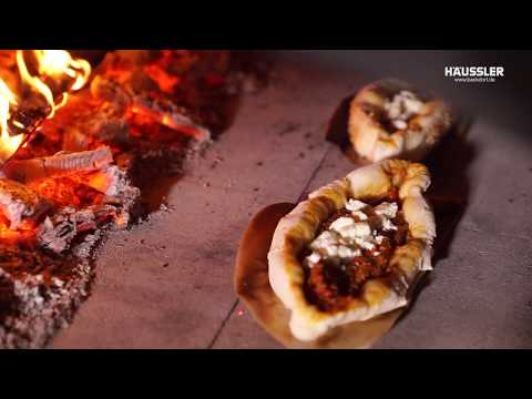 Long-term baking in a wood-fired oven - a trick with the embers