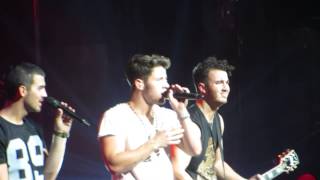 Burnin&#39; Up - Jonas Brothers ft. Big Rob / Gibson Amphitheatre / August 16, 2013