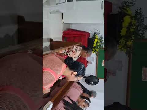 Olha  para o alto de onde, vem o teu socorro.