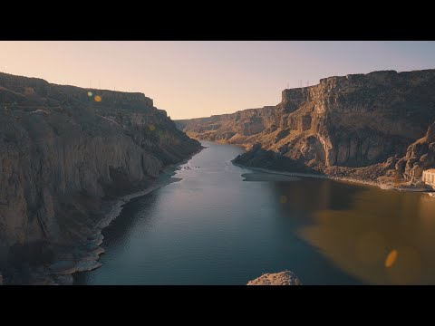 Saint Raven - A Strange Place (Official Music Video)