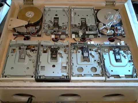 Floppy Music:Banana Boat Song played on FDD and HDD