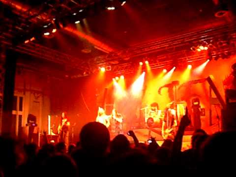 Hammerfall live im huxleys-Hearts On Fire