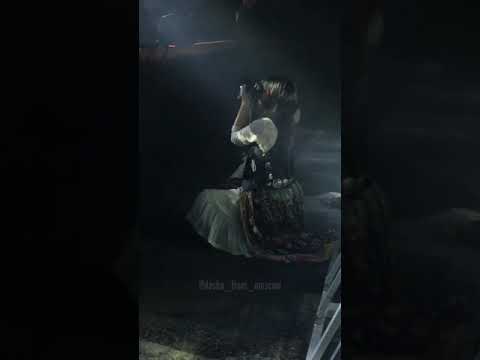 Lauren Ruth Ward Instagram Stories 09/03/2019