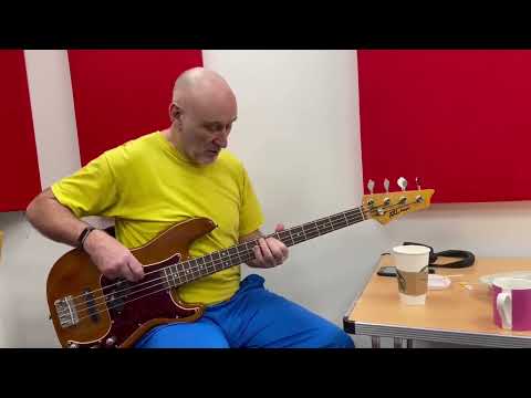 Jah Wobble playing to the Wire tune ‘I Am The Fly’