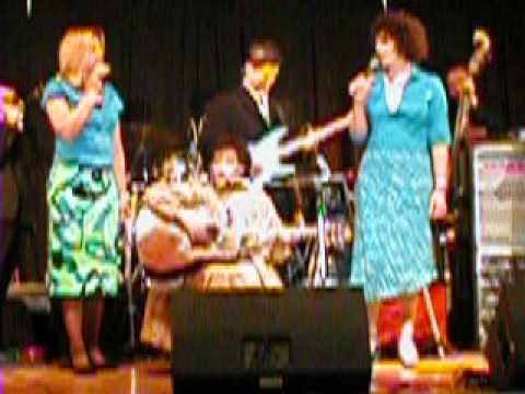 Isaacs/Dottie Rambo "Mama's Teaching Angels How to Sing" 2001