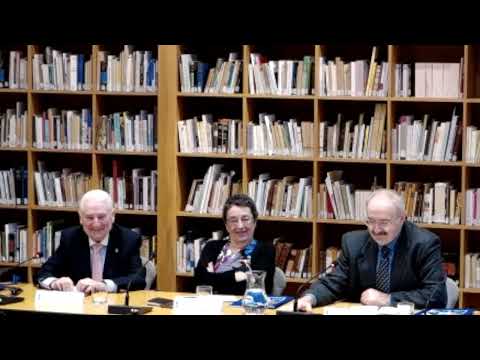 Vídeo: Debate. Cultura galega nos primeiros gobernos da autonomía