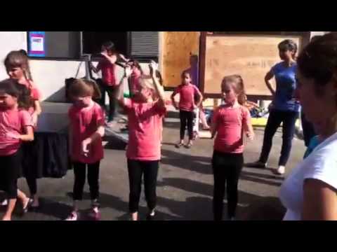 Tnuah miami yeladisco dance