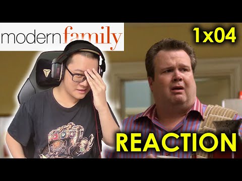SO MUCH SALT AND SAVAGERY... || Reaction to Modern Family 1x04 "The Incident"