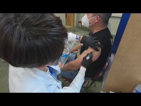 FDA gives full approval to Pfizer COVID-19 vaccine