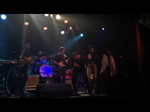 David Bowie FAME - Dezi 5 | Trees Dallas