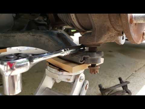 Easy ball joint separation on Honda Element