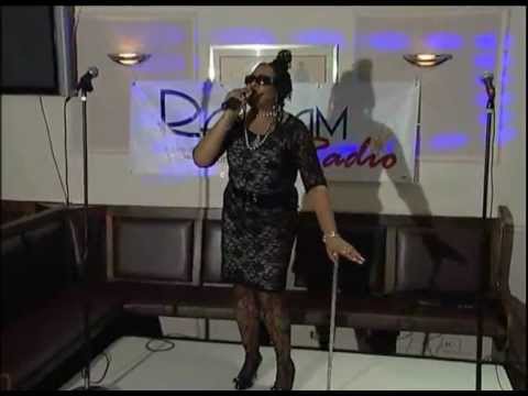 Elizabeth Bryan - Ramjam Radio Artist Night.wmv