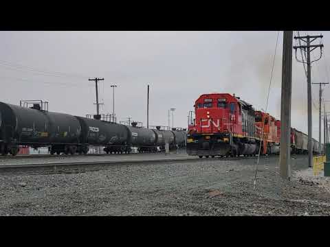 Full Throttle SD40 and SD38-2's charging out of Kirk