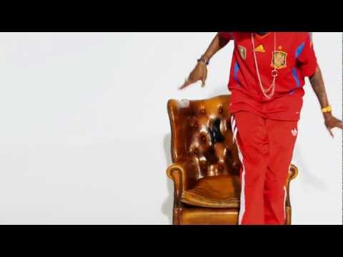 FIFA Soccer 13 | Better with Kinect for Xbox 360