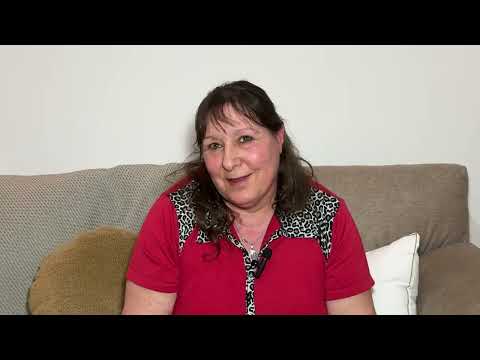 Bibiana Manzano, remisera de Realicó le reclama al Ministerio de Edducación de La Pampa por deuda.