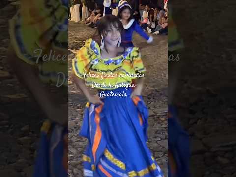 Desde la Antigua Guatemala. Saludos y bendiciones #tradiciones #antiguaguatemala #marimbagarcia