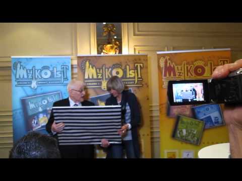 MuzikOilsjt Volume 5 - Kamiel Sergant ontvangt cheque opbrengst