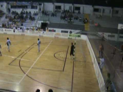 Chelo otra vez de tiro libre