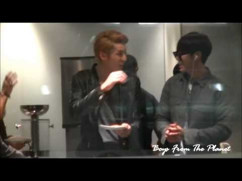 Fancam 121125 Leader's Line at Airport  Yunho , Kris , Tao