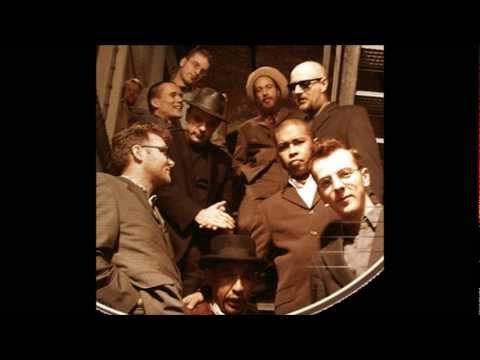 Rude Rich and The High Notes - On The Bank