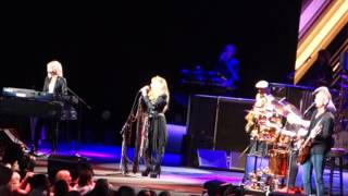 Fleetwood Mac - Think About Me (Brisbane, 10.11.2015)