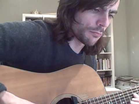 Brian Bell - Weezer guitarist performs 