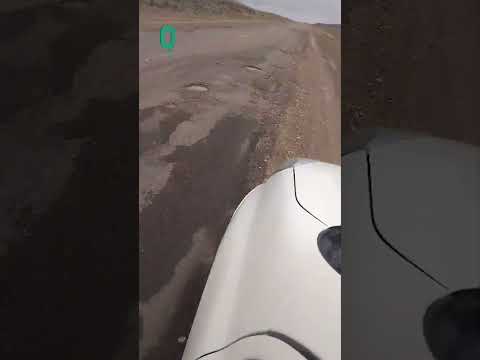 Esquivando pozos en Chubut