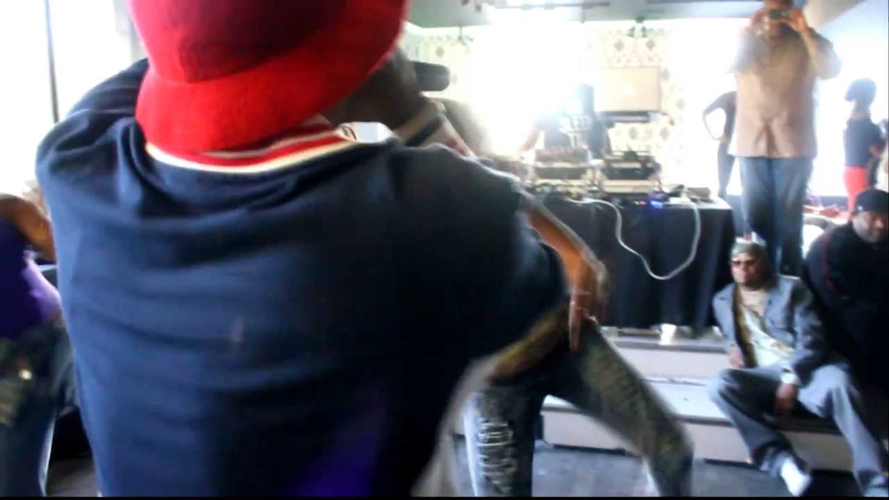 Tracey Lee – “Pro Bono”