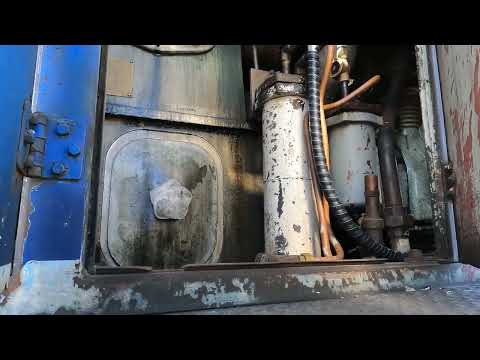 4894 engine comp walk Parkes NSW  Sat 17th Dec 2022