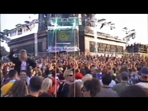 Da Hool - Meet her at the Love Parade @ the Love Parade 1998