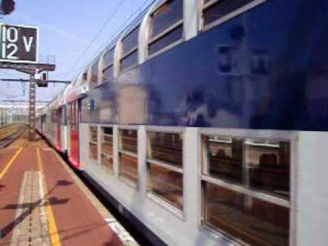 SNCF Z-20500 sur RER D en gare des Maisons-Alfort (1)