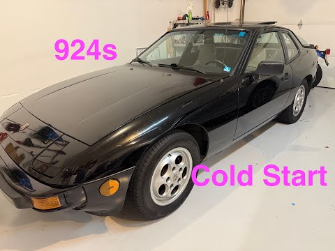 1987 Porsche 924s cold start