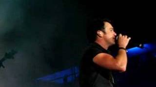 &quot;Walls&quot; Shannon Noll, live (  24 secs )