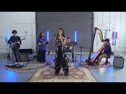 Amaria - Twilight/Moon (Live Performance)