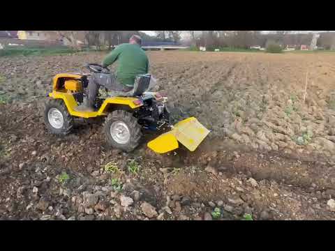 TAUROS ZX18 benzín 4x4 malotraktor s predným vývod.náhonom