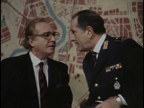 Il vigile urbano ep. 01x04