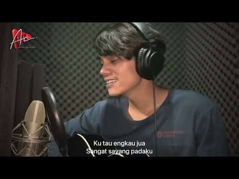 ANGGI RAYNS - KITA DITAKDIRKAN JATUH CINTA (spring) cover