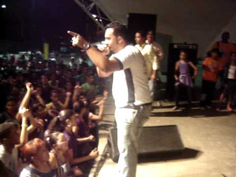 DD Júnior cantando funk em São Luis-MA