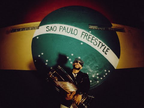 Memphis Depay - São Paulo freestyle(Clipe Oficial)
