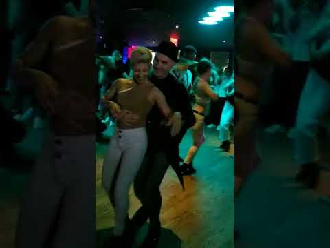 Sensual Bachata - Achiko SaGa @ SM Roofchata social in NYC