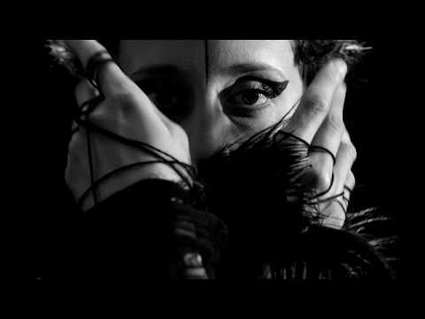 Esther Perbandt x Blaenk Minds