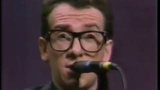 Elvis Costello - Kid About It / Man Out of Time live - Late Night (Letterman) August 1982