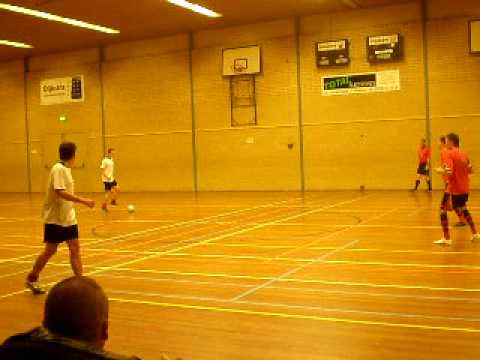 Zaalvoetbal Middenstip
