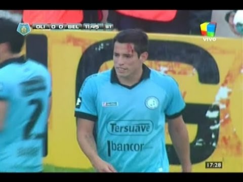 Topetaso de Néstor Moiraghi a Fernando Márquez Olimpo 1 Belgrano 1