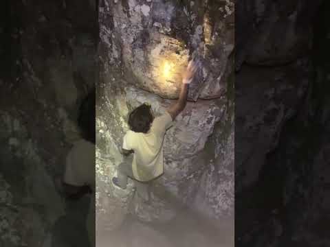 Escorregador, V5-6. Cocalzinho de Goiás