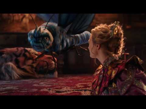 アラン・リックマンさん生前の姿…映画『アリス・イン・ワンダーランド／時間の旅』特別映像