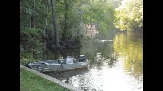 preview picture of video 'Boat Ride on Holmes Creek near Vernon Fl.'