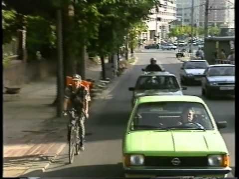 Fritz Teufel als Fahrradkurier in Berlin 1993